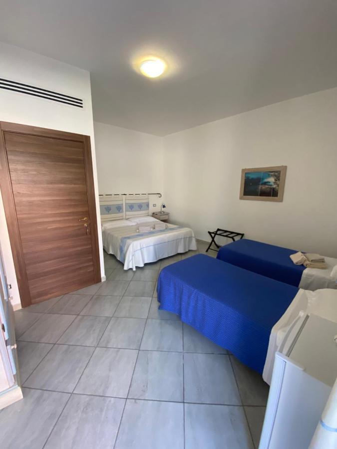 Tigrillo Bed&Breakfast ออลเบีย ภายนอก รูปภาพ