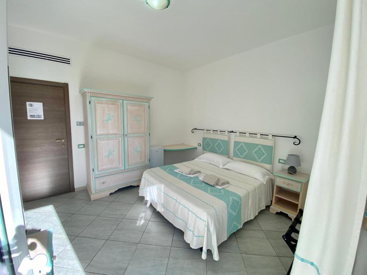 Tigrillo Bed&Breakfast ออลเบีย ภายนอก รูปภาพ