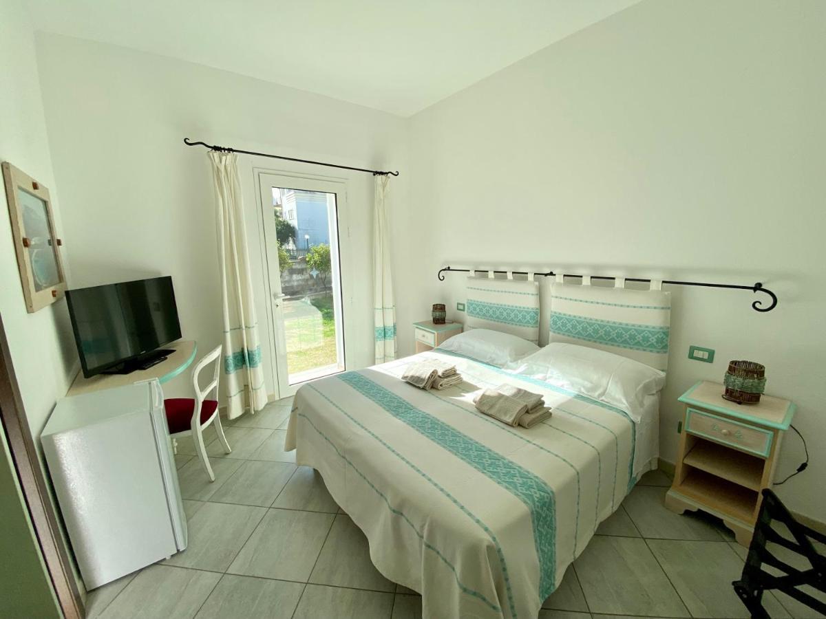 Tigrillo Bed&Breakfast ออลเบีย ภายนอก รูปภาพ
